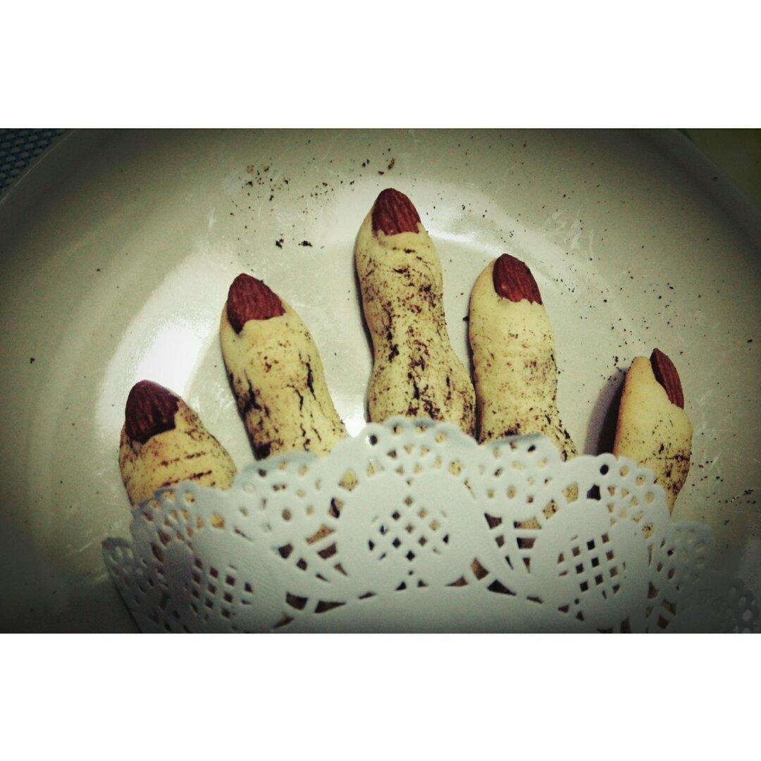 万圣节女巫的手指