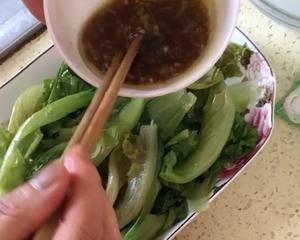 快手菜−蒜泥蚝油生菜的做法 步骤4