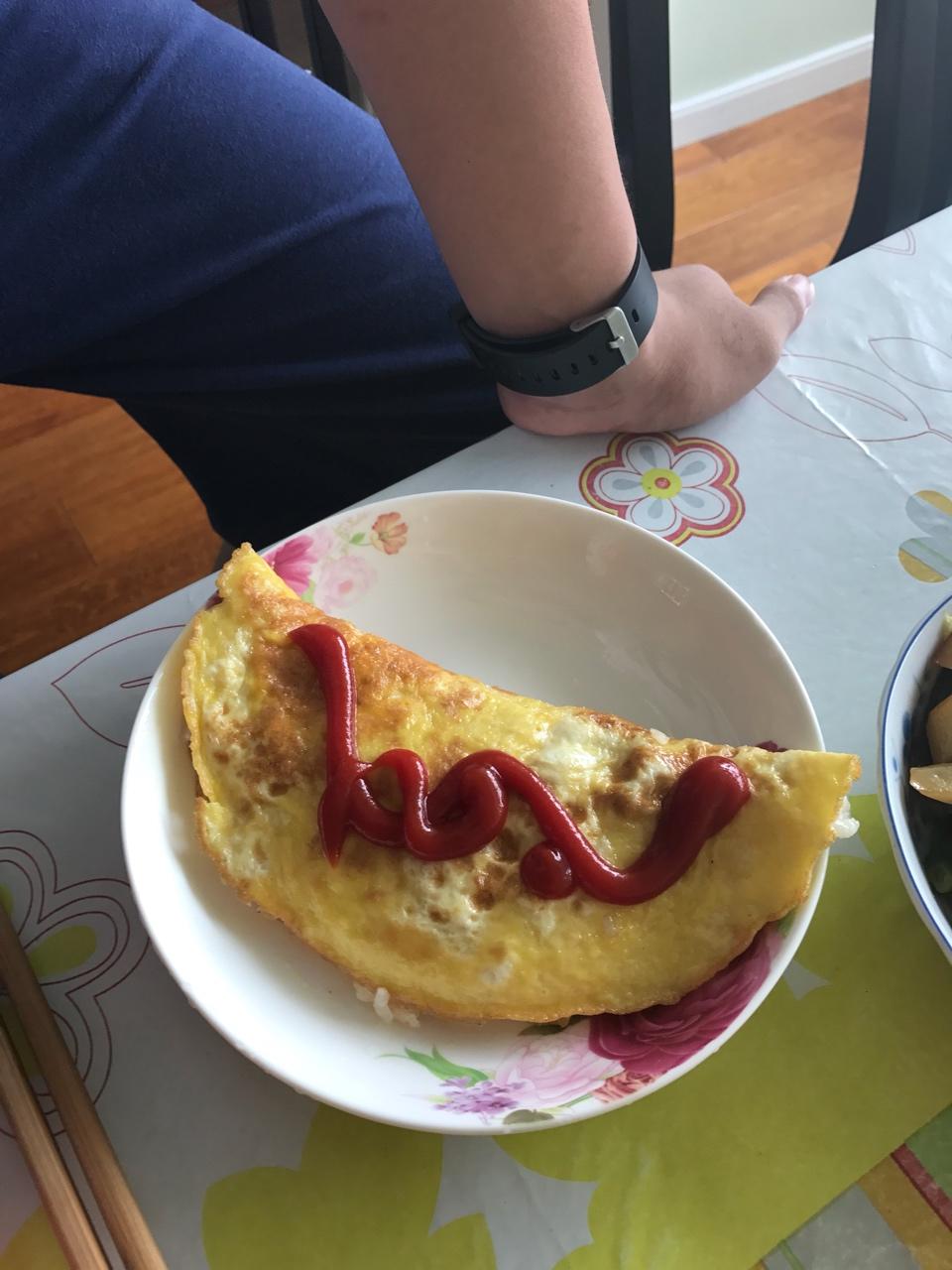 蛋包饭。。。日式煎饼果子