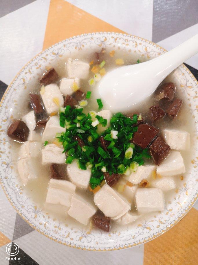鸭血豆腐翡翠羹