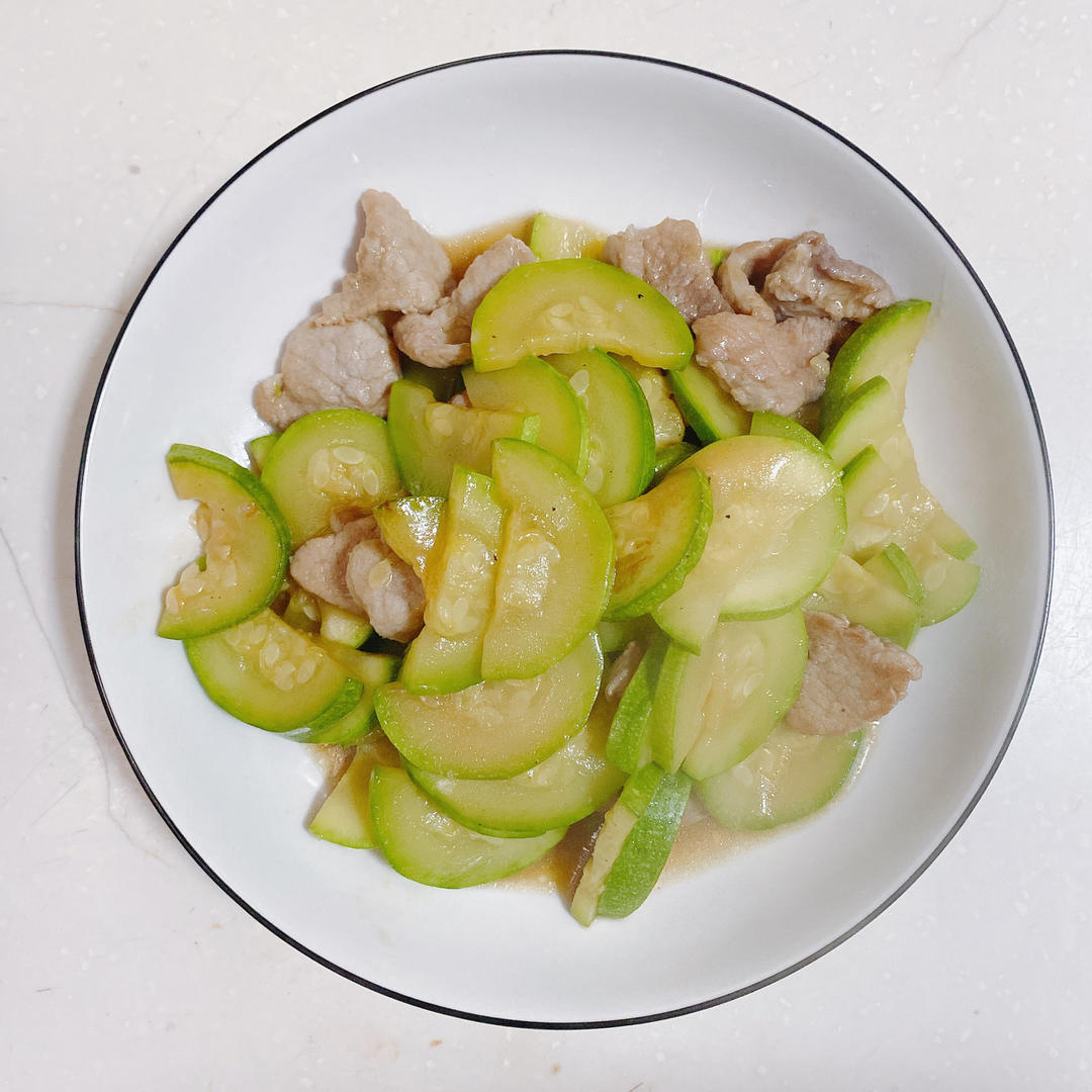 西葫芦炒肉片