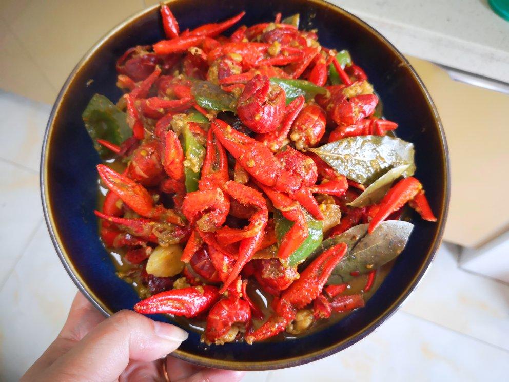 小龙虾（适合孩子吃的不辣做法）