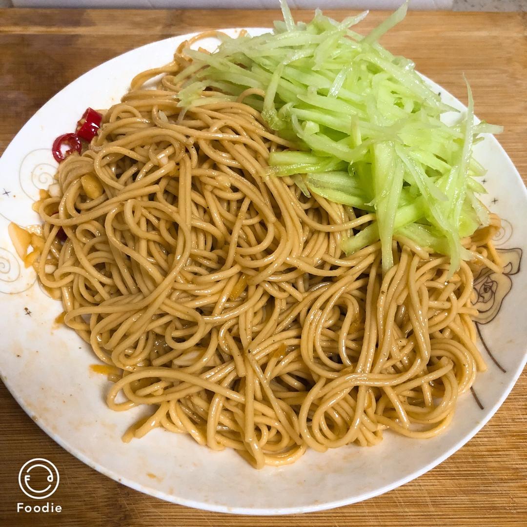 姥姥的爽口凉面！（干拌挂面）