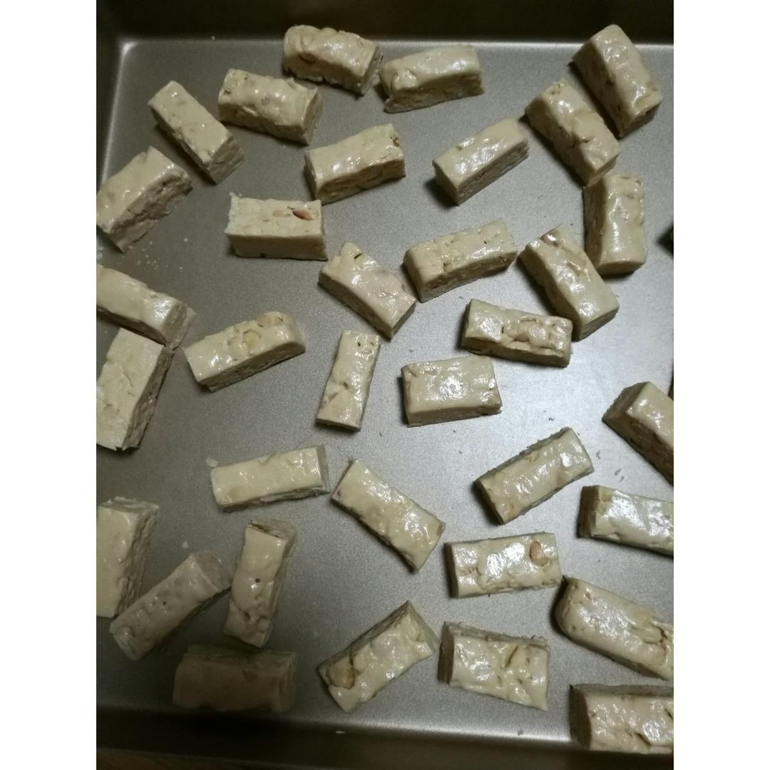 超详细TIPS—自制超美味牛轧糖（熬糖版），秒杀棉花糖版