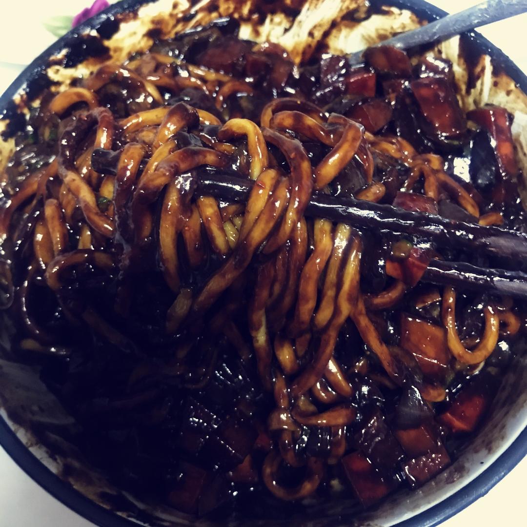 堂妈小厨——韩式炸酱面