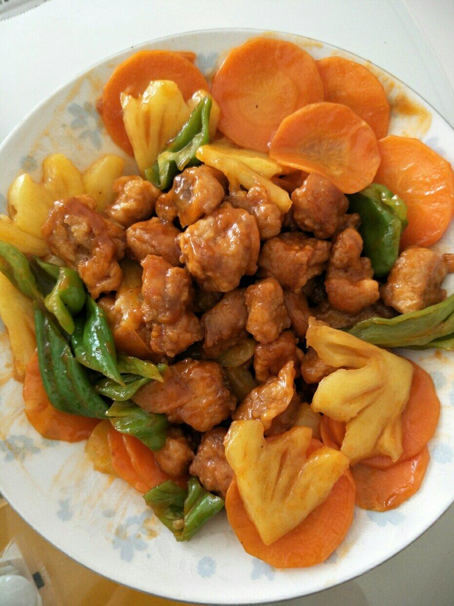 菠萝咕噜肉