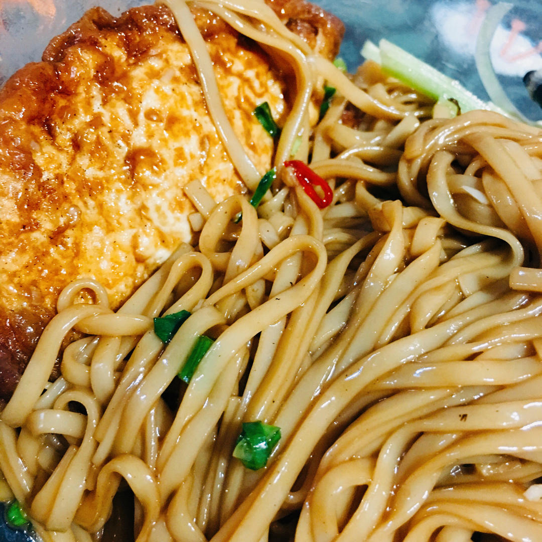 香到舔盘子🉐️荷包蛋焖面🍜超满足❗️