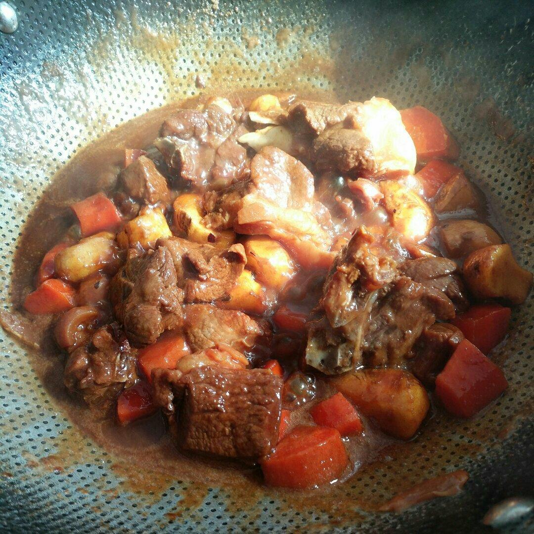 暖身广式羊肉煲