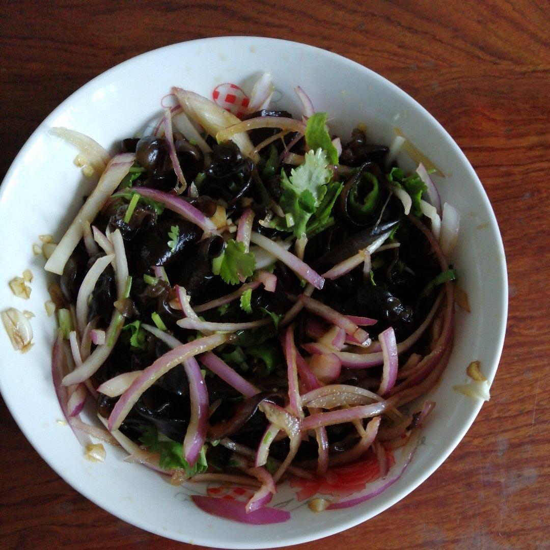 【凉拌木耳】按照我的做法，比饭店还好吃！调味汁是关键~好吃到停不下来