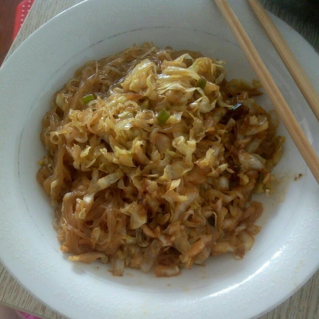 包菜粉丝炒鸡蛋