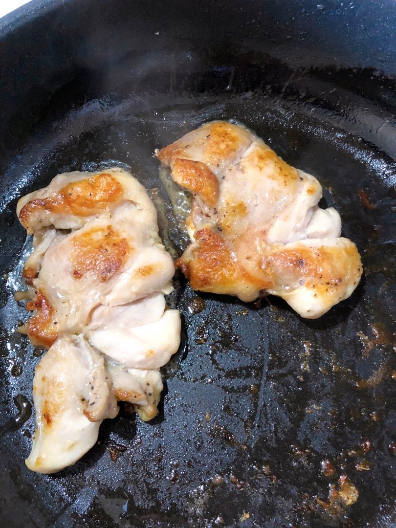 快速鸡腿去骨