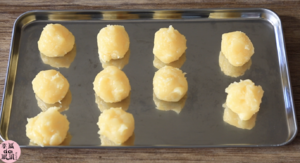 奶黄包（无泡打粉、吉士粉，无需发酵）的做法 步骤10