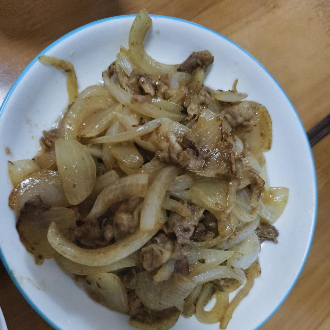 家常孜然洋葱炒羊肉
