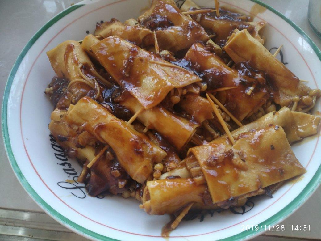 比肉还好吃的金针菇豆皮卷
