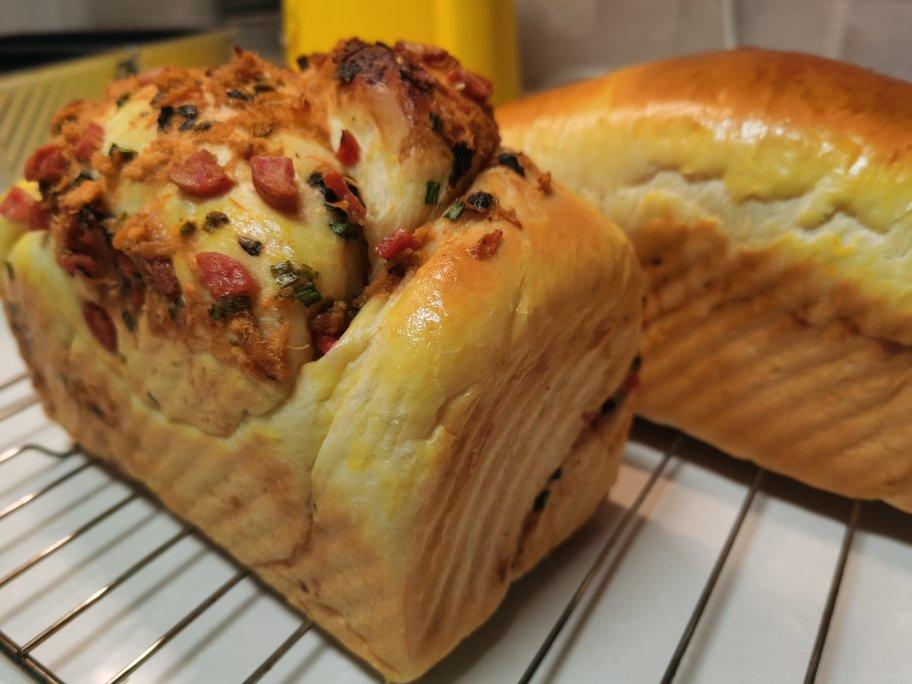 香葱肉松手撕吐司