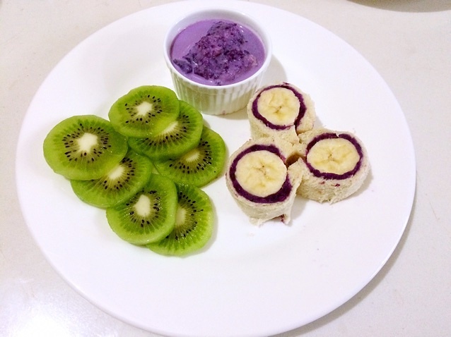 面包香蕉紫薯卷的做法