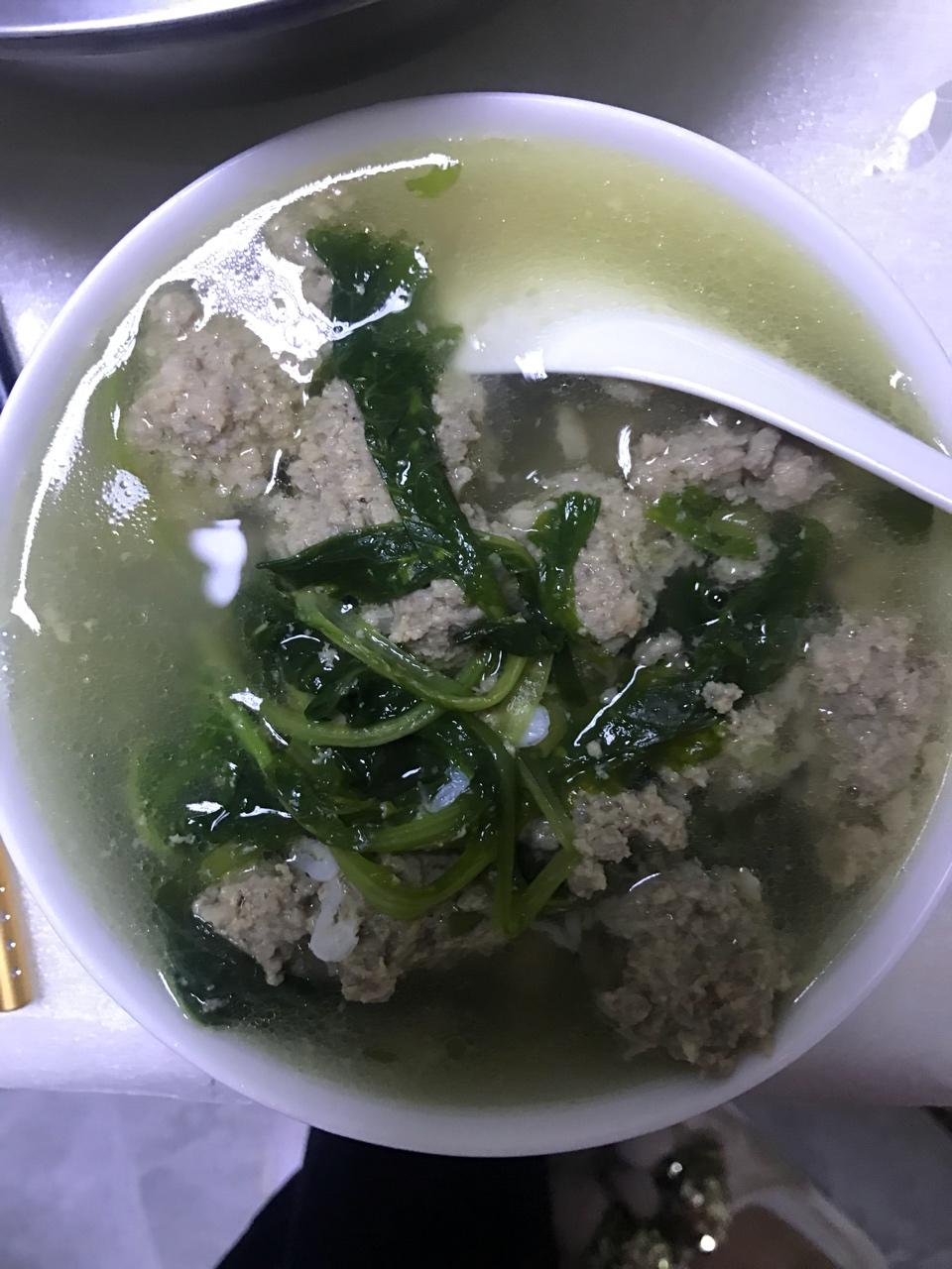 小白菜丸子汤
