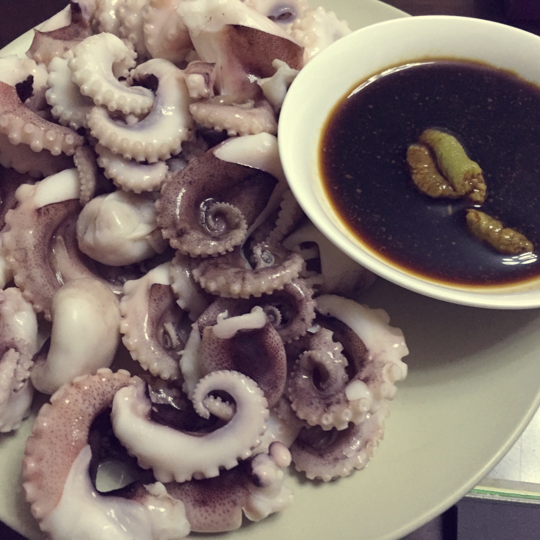 清淡的白灼鱿鱼