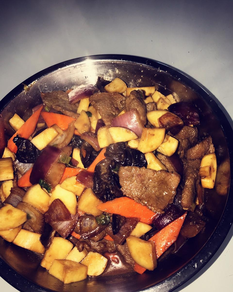 杏鲍菇炒牛肉粒