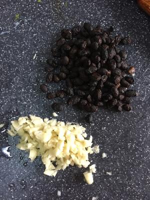 豆豉荷包辣椒的做法 步骤3