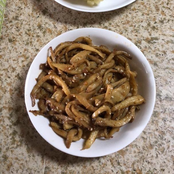 干煸手撕杏鲍菇