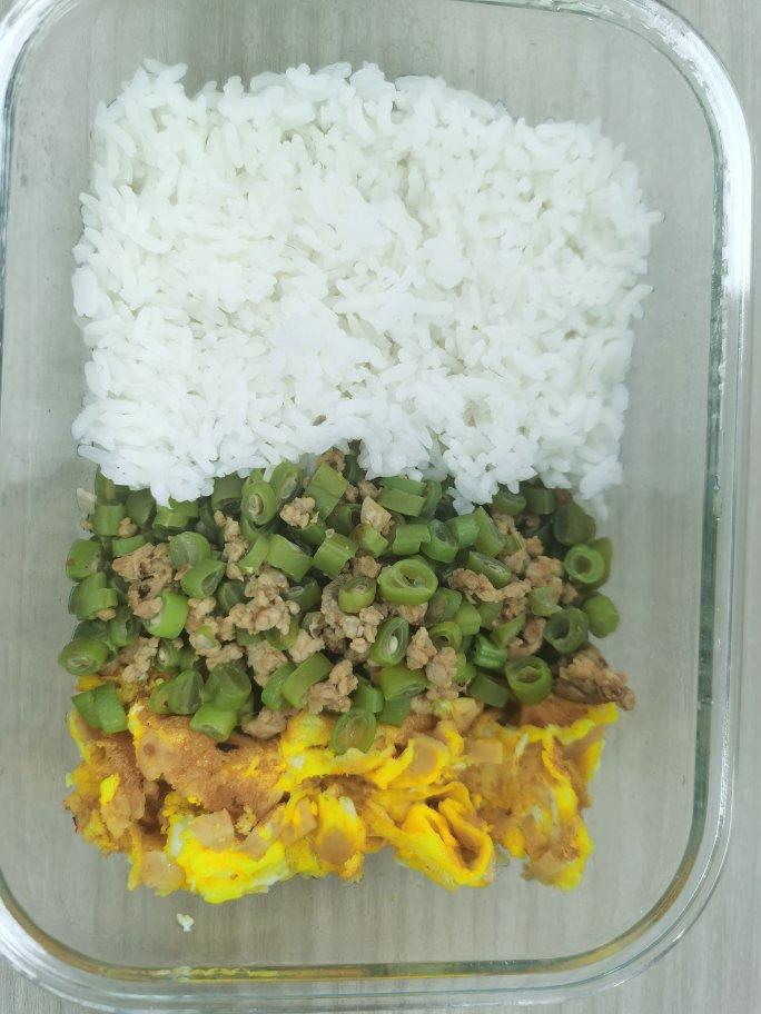 超级简单的肉沫豆角！记得多准备点米饭