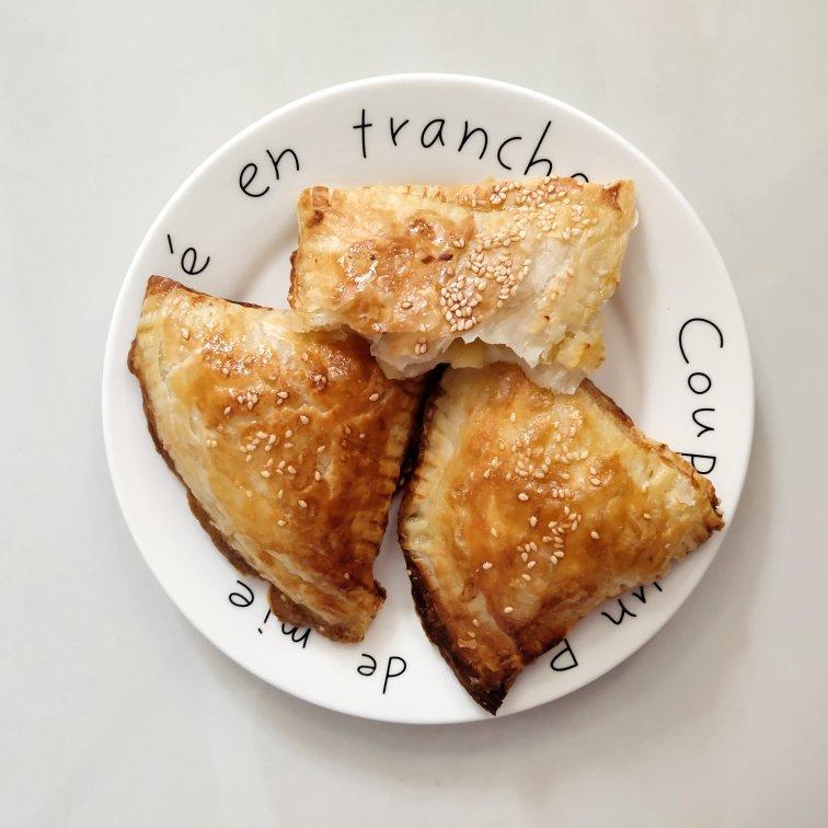 不用开酥，不用揉面，也能做香甜酥脆的苹果派