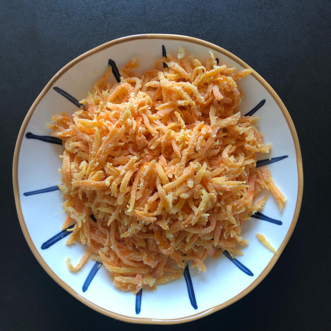 王蚊子的小马甲做的粉蒸胡萝卜丝