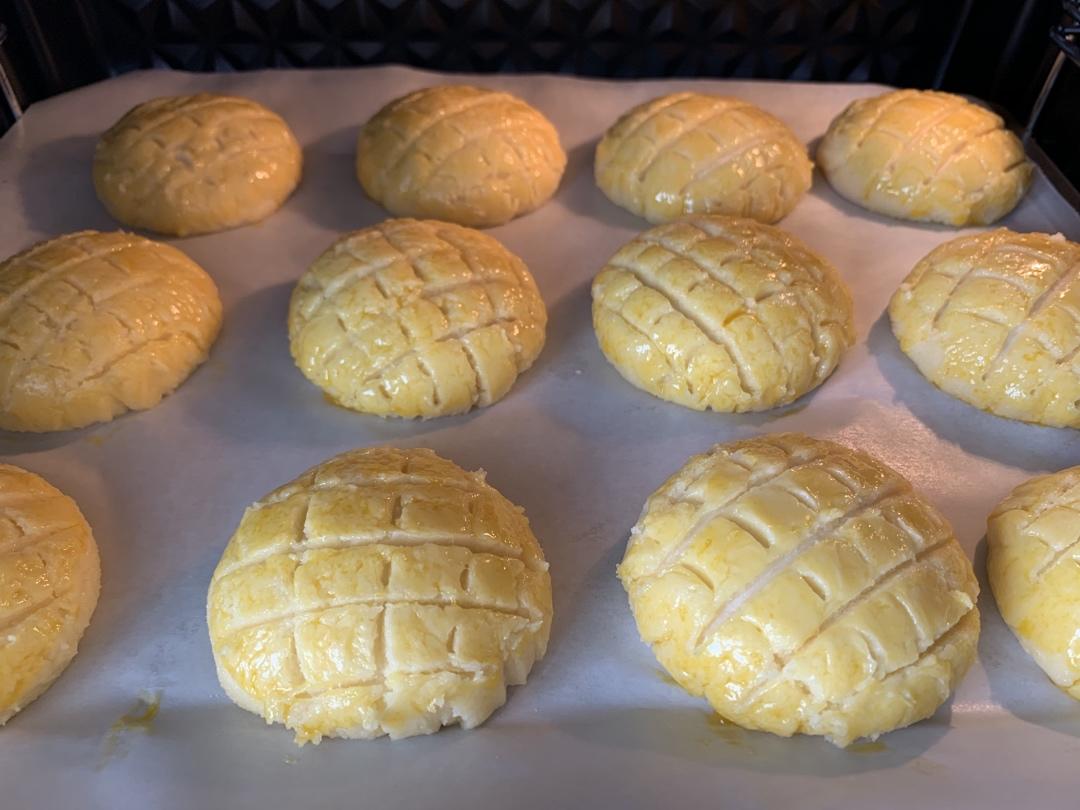 水合法一发酥皮菠萝包