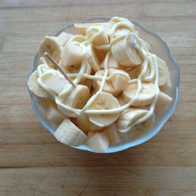 香蕉苹果沙拉（点心）超超简单的做法 步骤4
