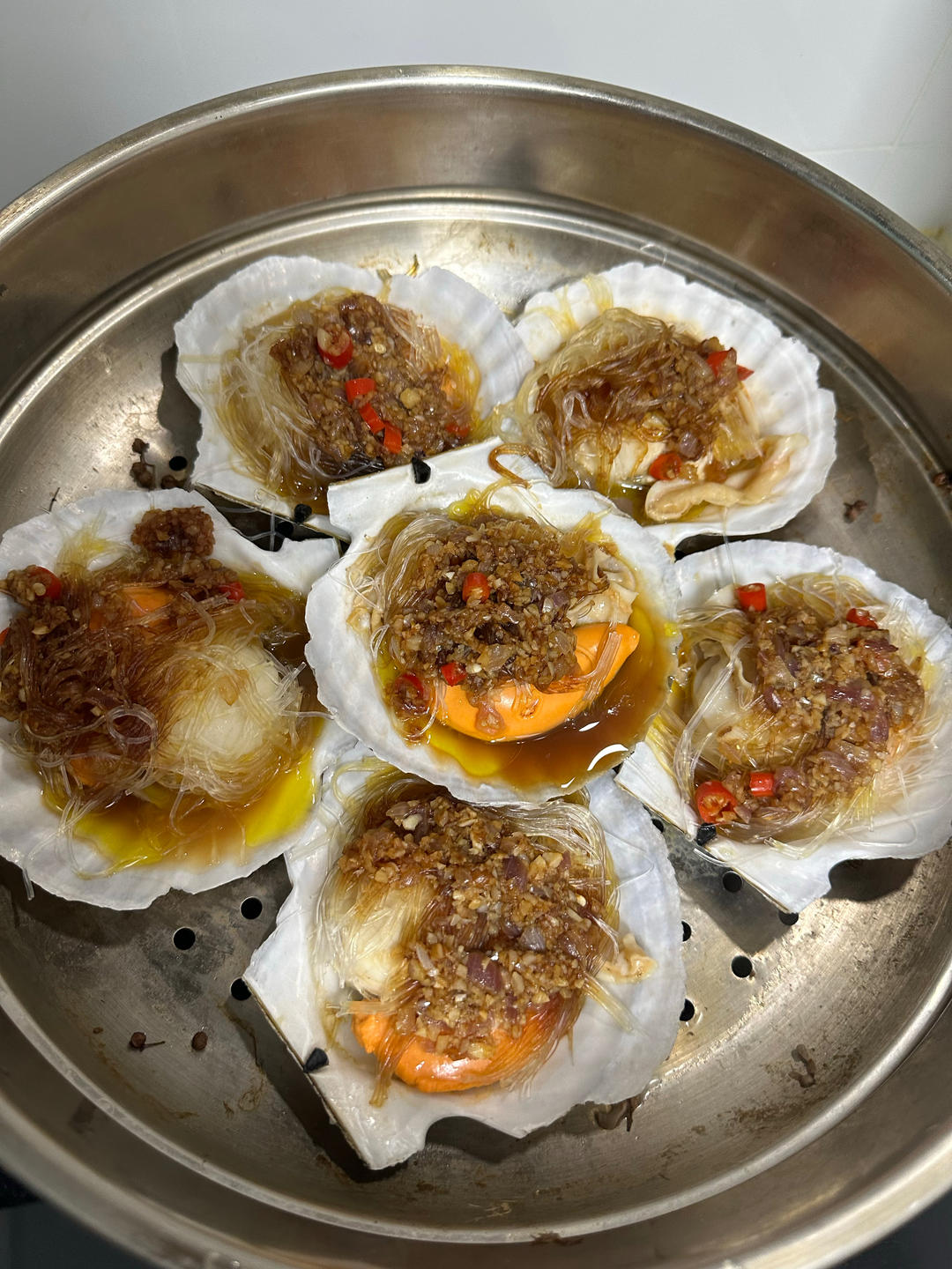 蒜蓉粉丝蒸扇贝