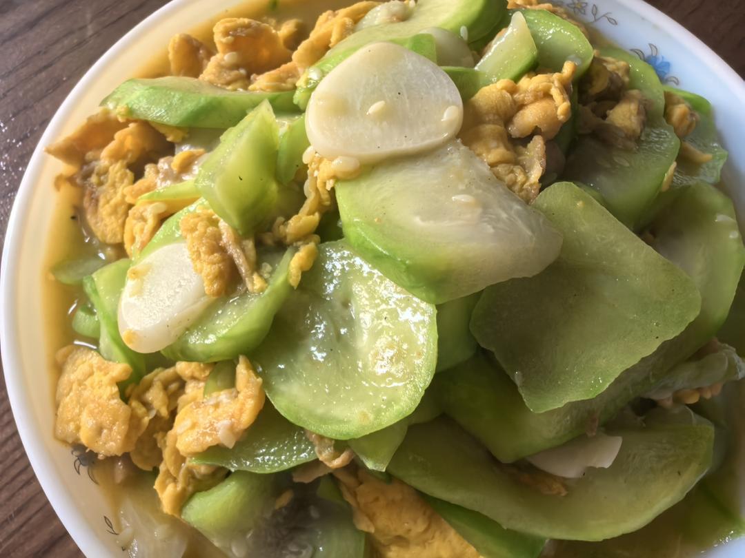 简单快手，五分钟搞定的丝瓜炒蛋