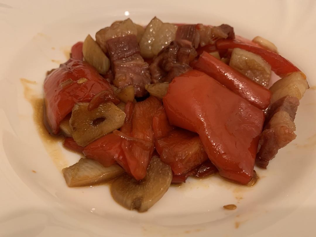 红辣椒炒蒜子