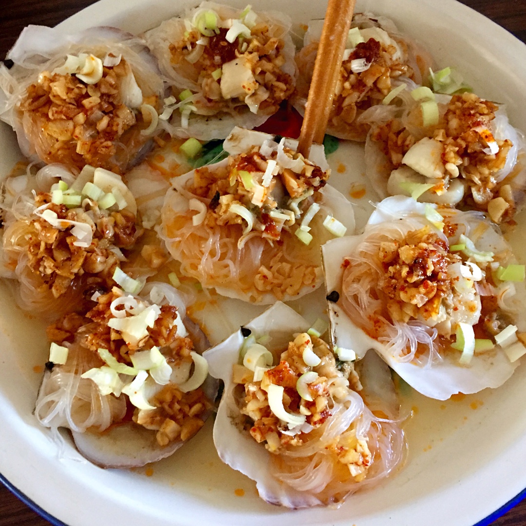 蒜蓉粉丝蒸扇贝