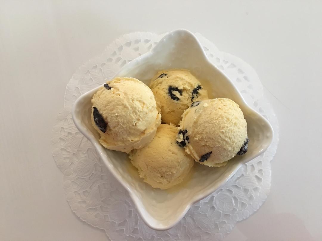 朗姆黑加仑冰淇淋 Rum Raisin Ice cream