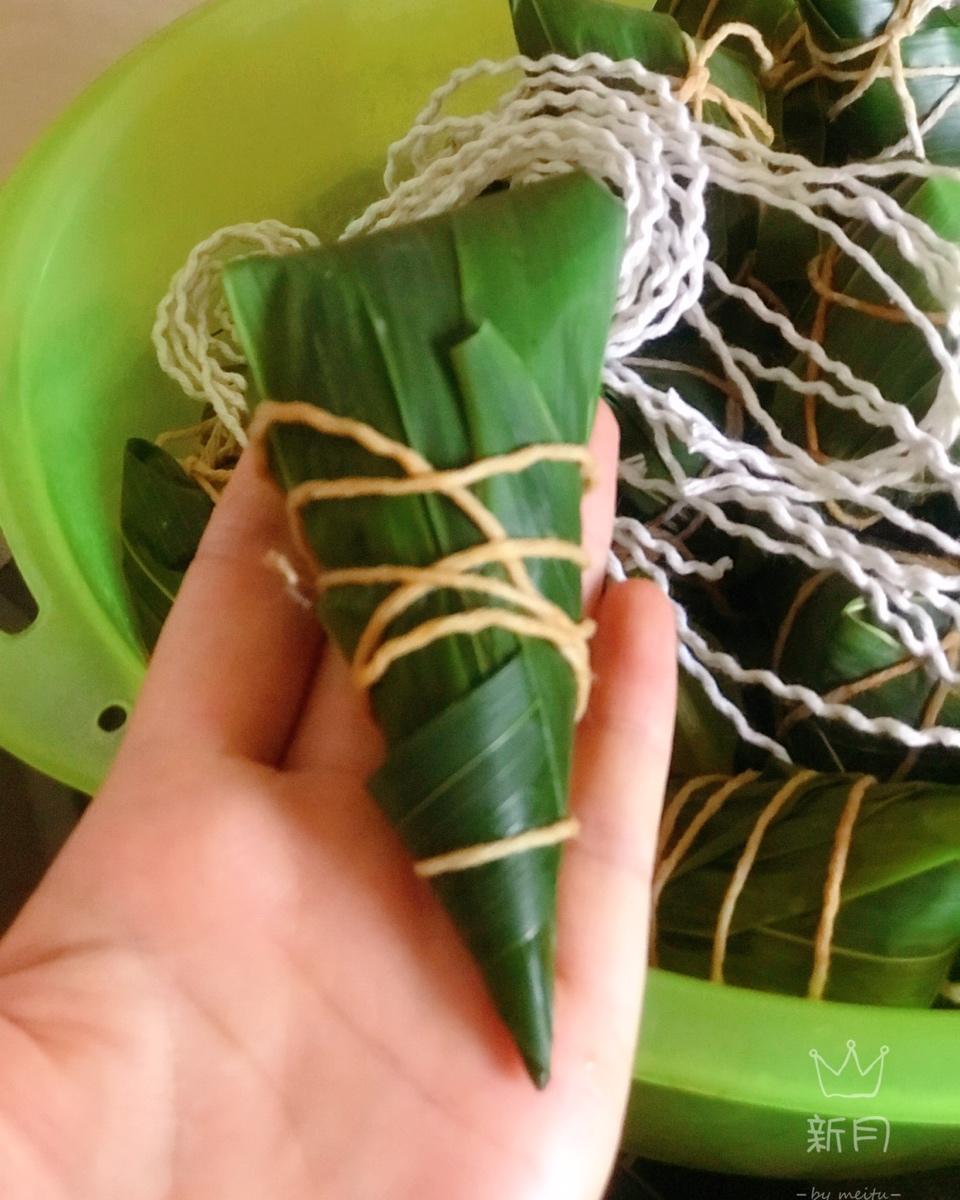 🍃2种经典口味粽子｜碱水米粽（水晶凉粽）&咸蛋黄肉粽