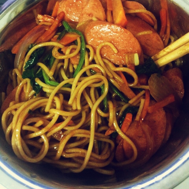 蔬菜火腿炒面