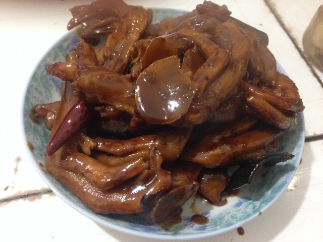 红烧鸭掌