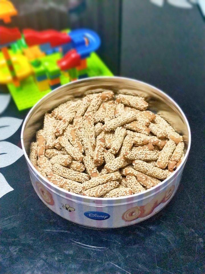 两个鸡蛋一碗面 让你轻松搞定小零食 酥脆可口 附细节视频详解