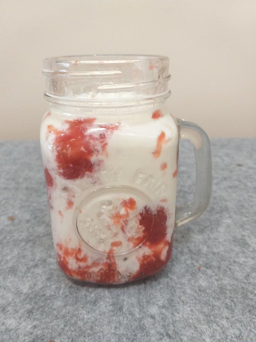 草莓🍓脏脏奶
