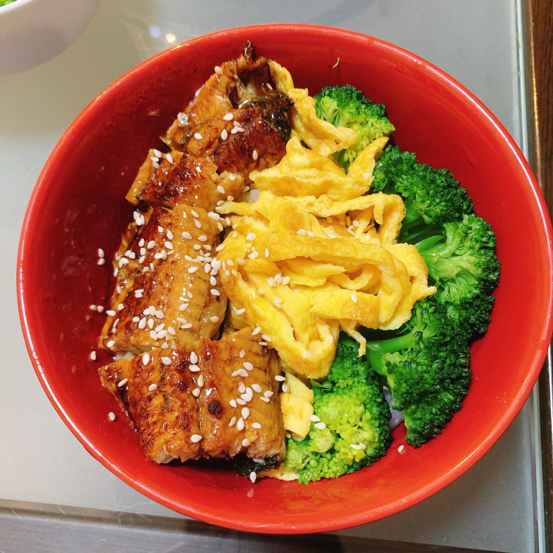 比日料店还好吃的蒲烧鳗鱼饭😋