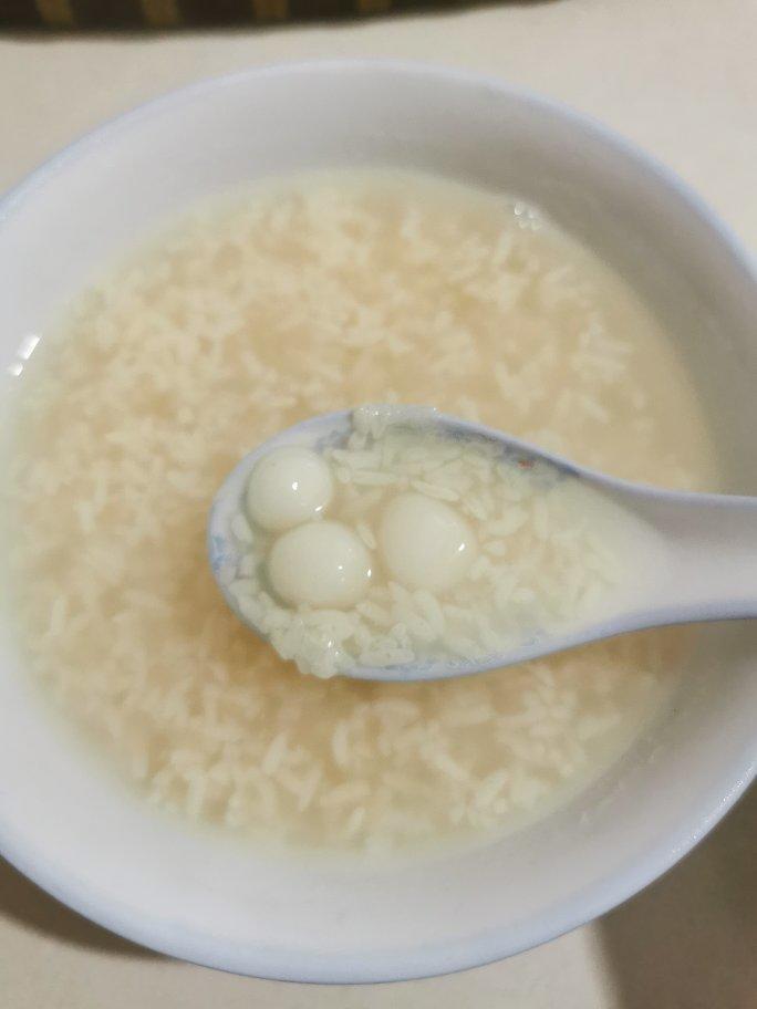 醪糟小汤圆