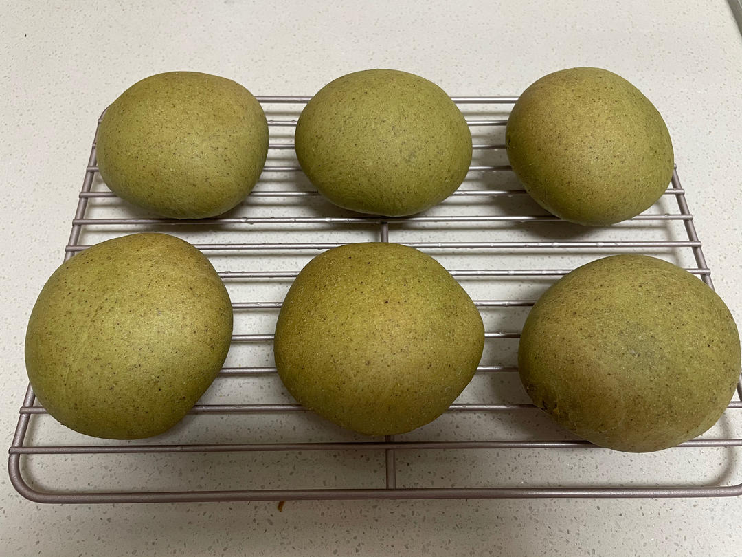 抹茶麻薯紫薯肉松欧包（揉面不到十五分钟）