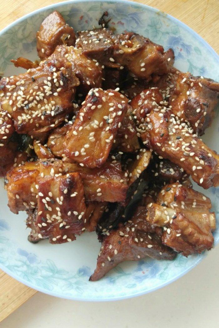 红烧排骨（甜面酱版）