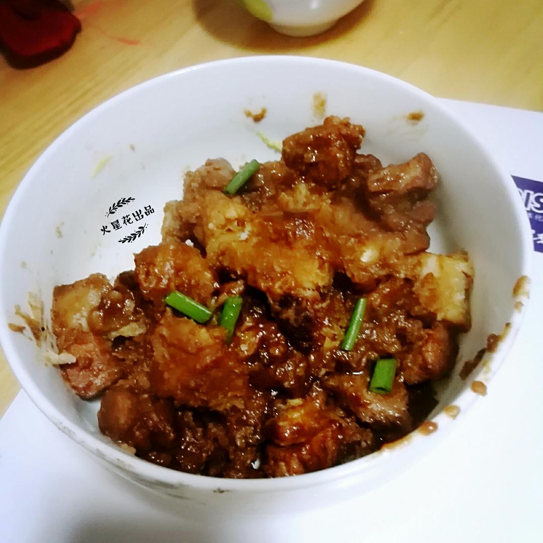 芋头焖五花肉