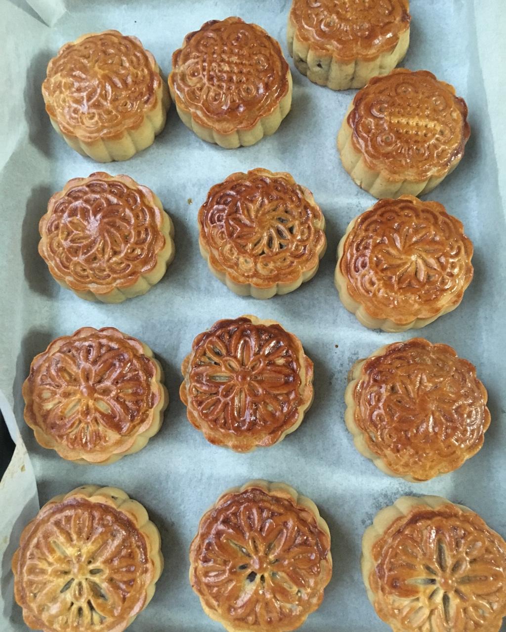 广式月饼（豆沙、莲蓉、蛋黄馅）