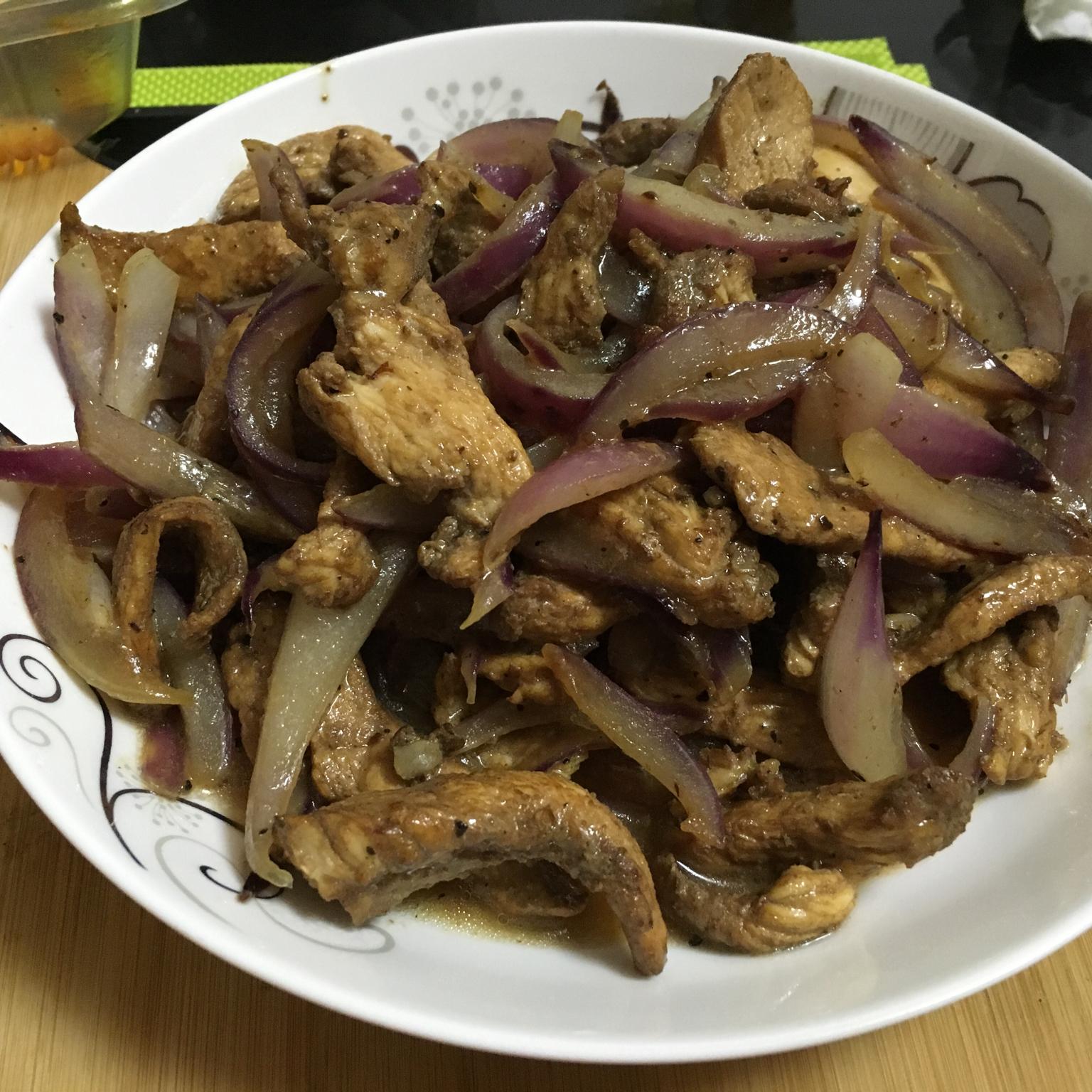 洋葱炒鸡胸肉