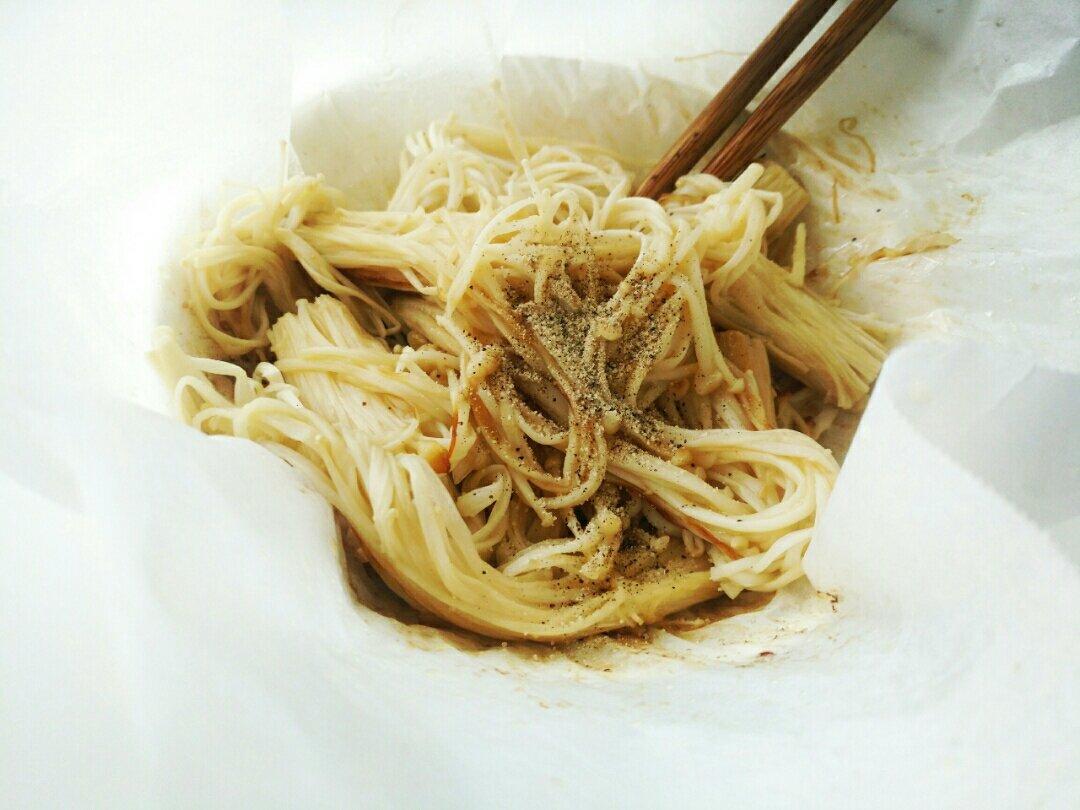 黄油烤金针菇