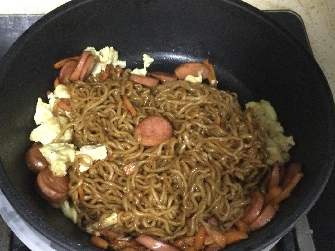 秒杀路边摊的炒方便面