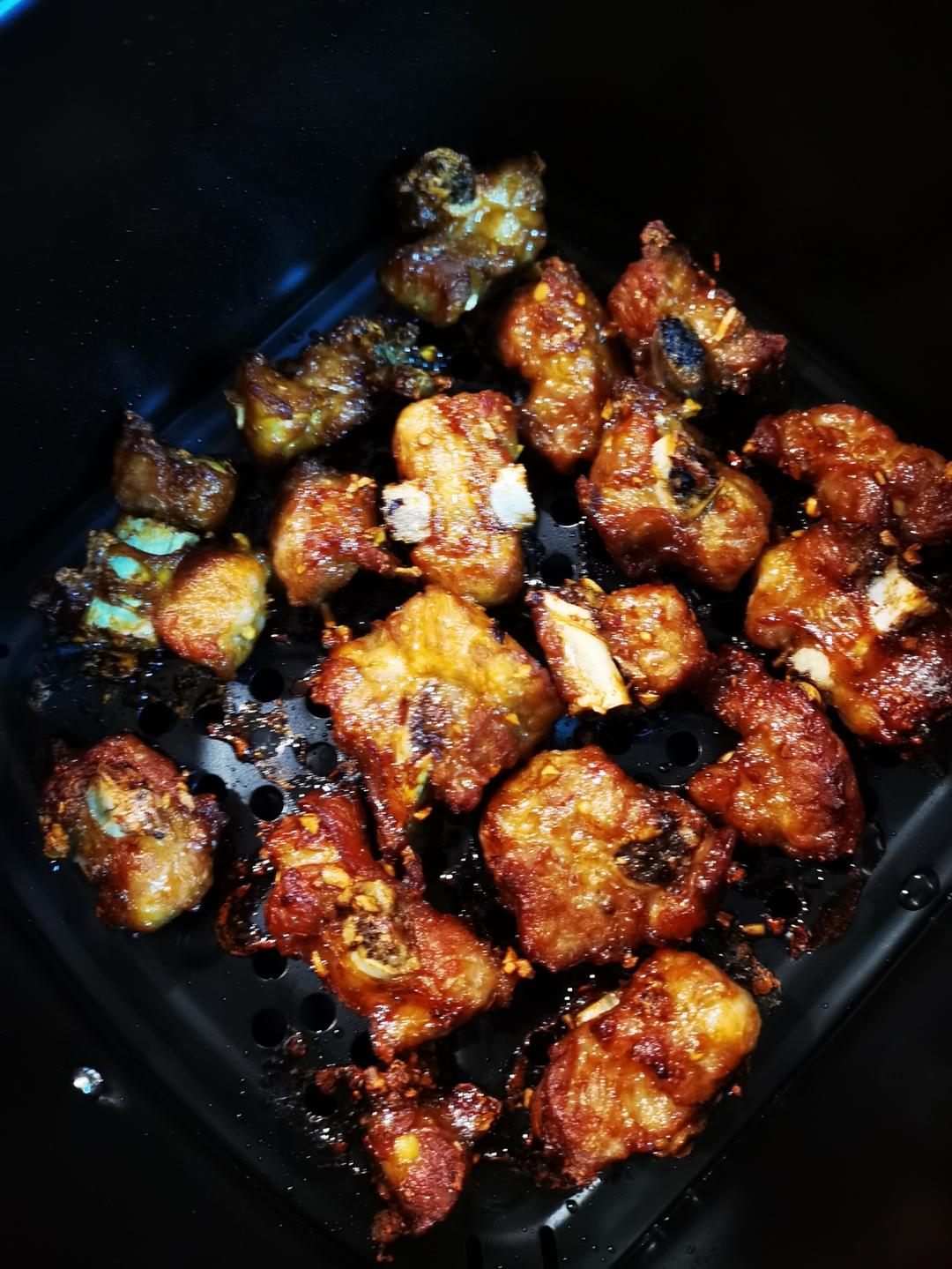 空气炸锅蒜香排骨，巨香巨好吃，简单易操作